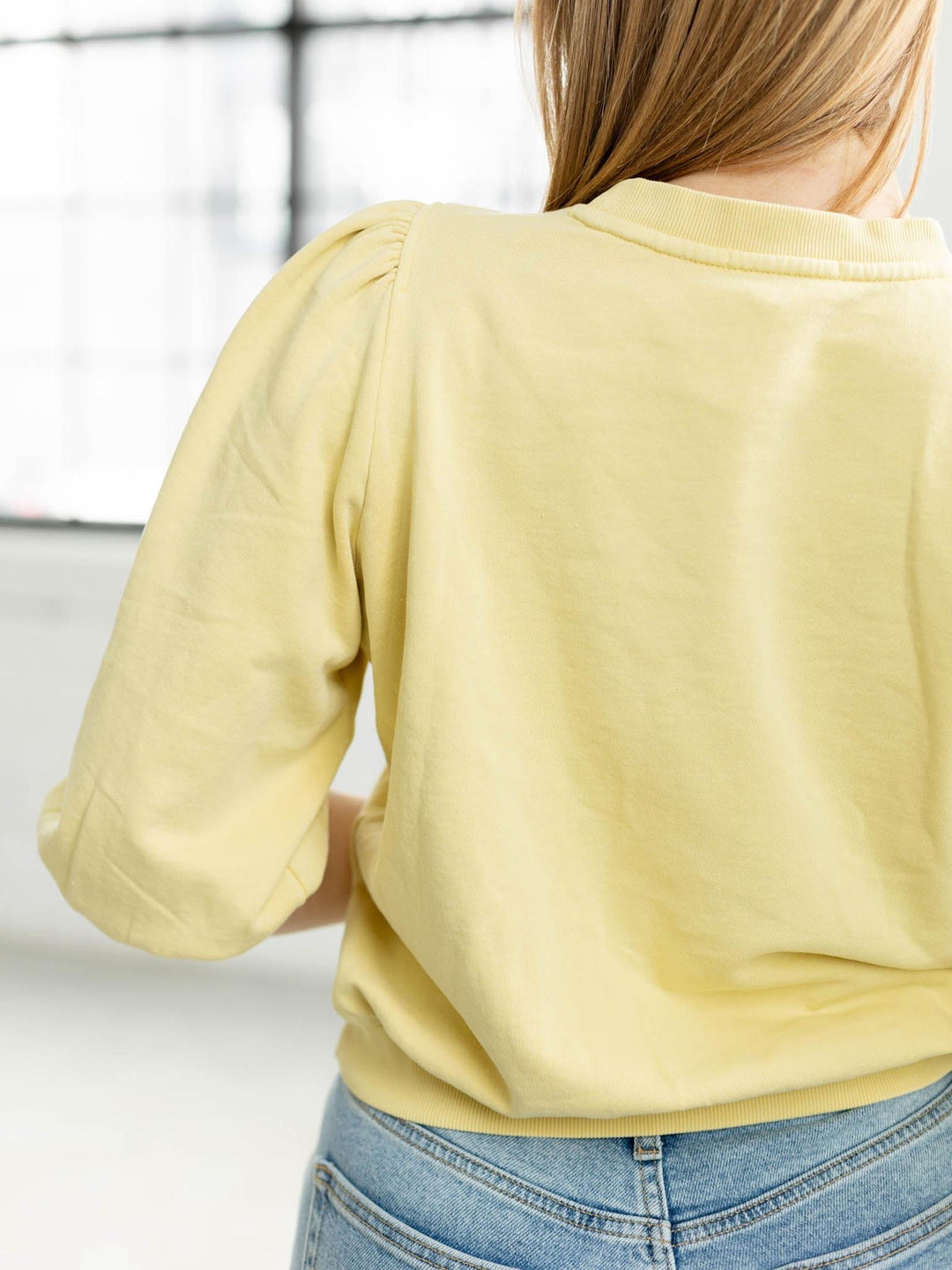 puff sleeve sweatshirt