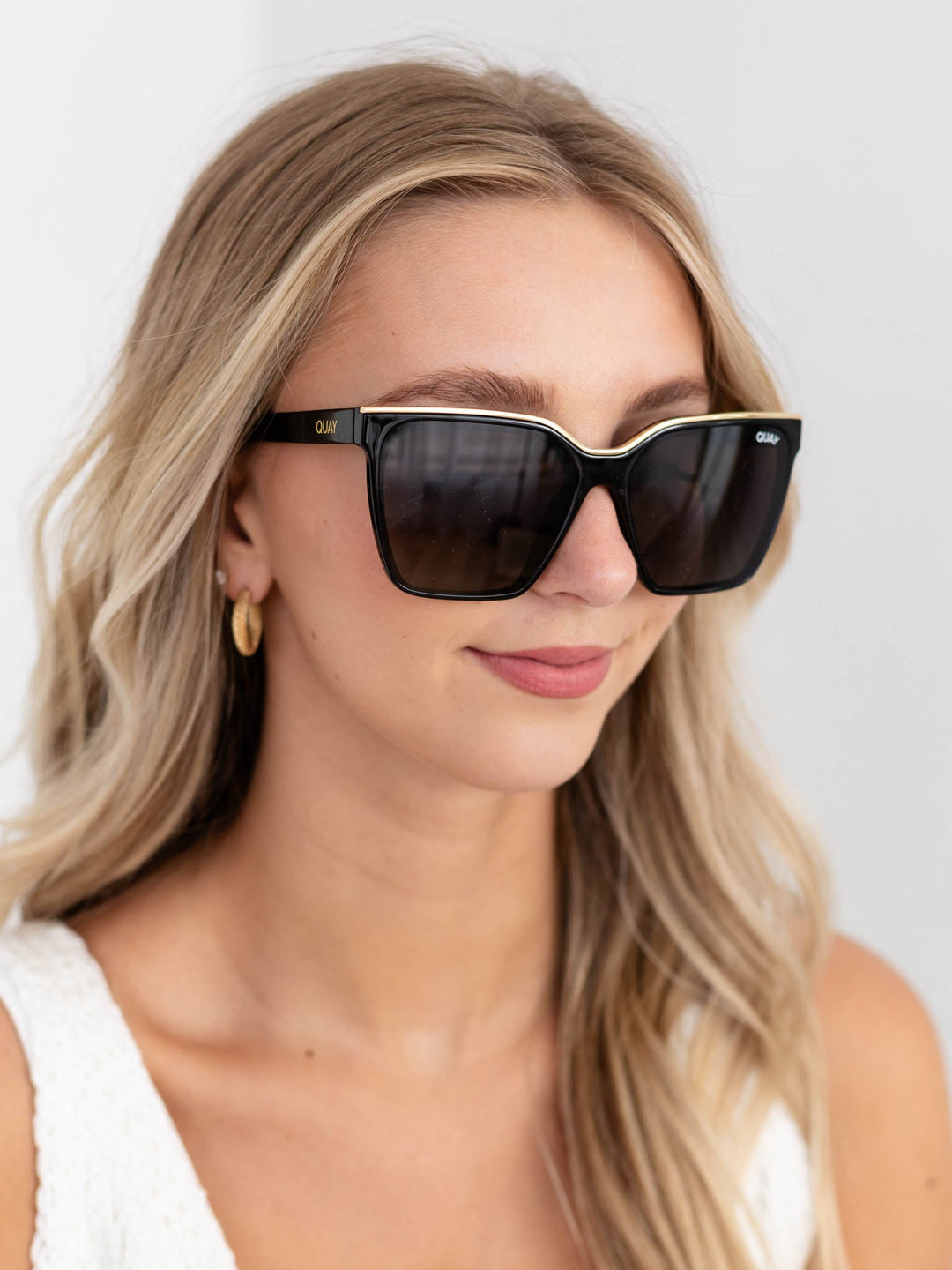 Quay Level Up Sunglasses - Black Gold/SmokeSunglasses
