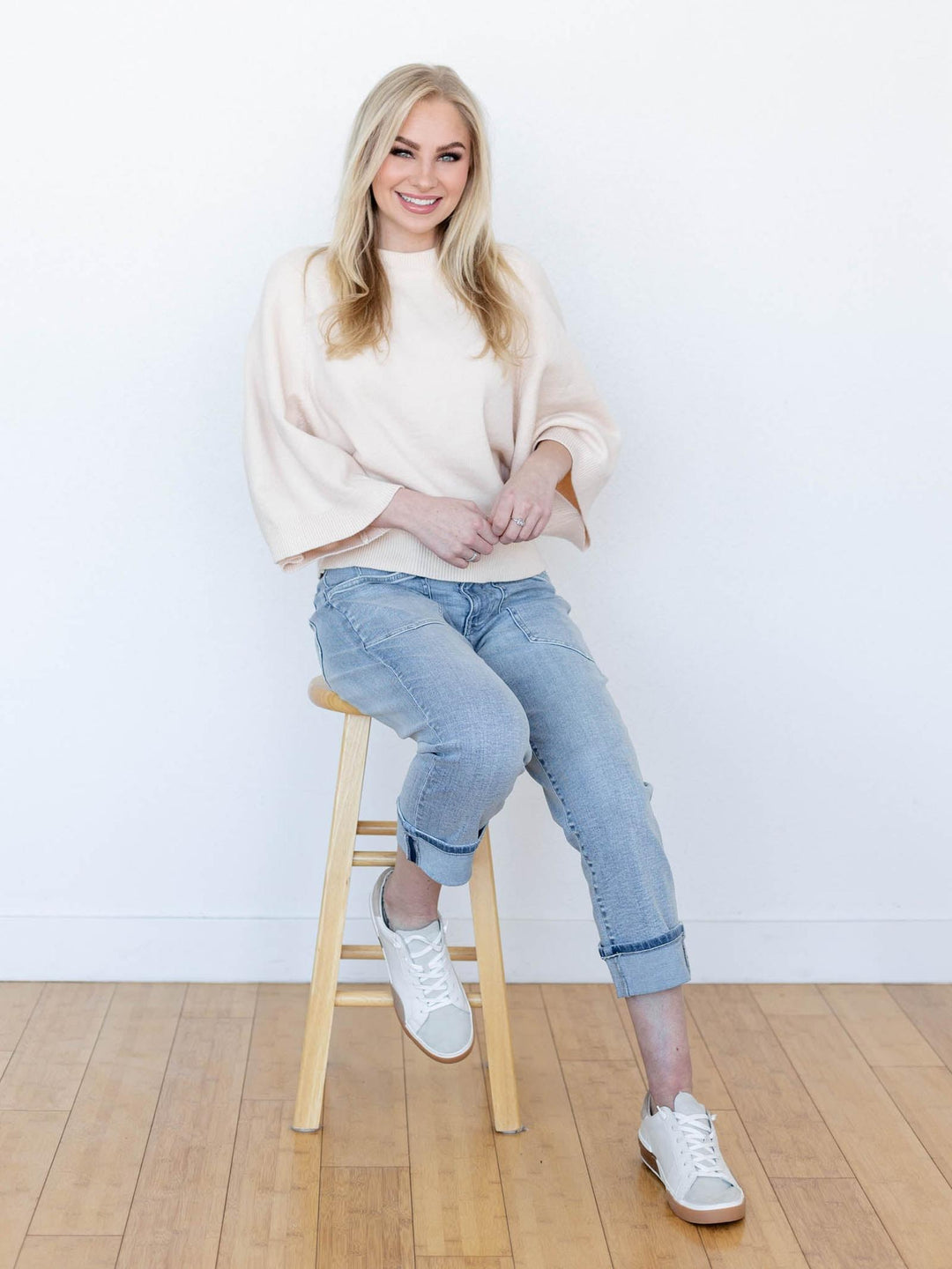 Raglan Sleeve Short Wide Sleeve Sweater