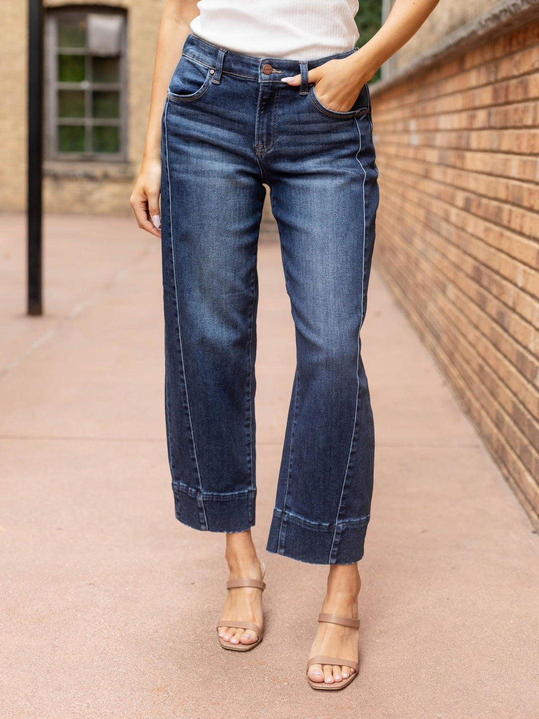 barrel leg jean