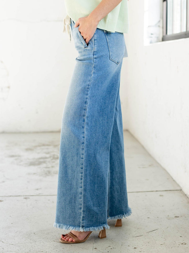 RISEN Light High Rise Fray Bottom Jean