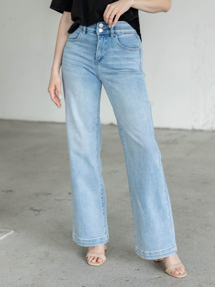 wide leg light wash jeans