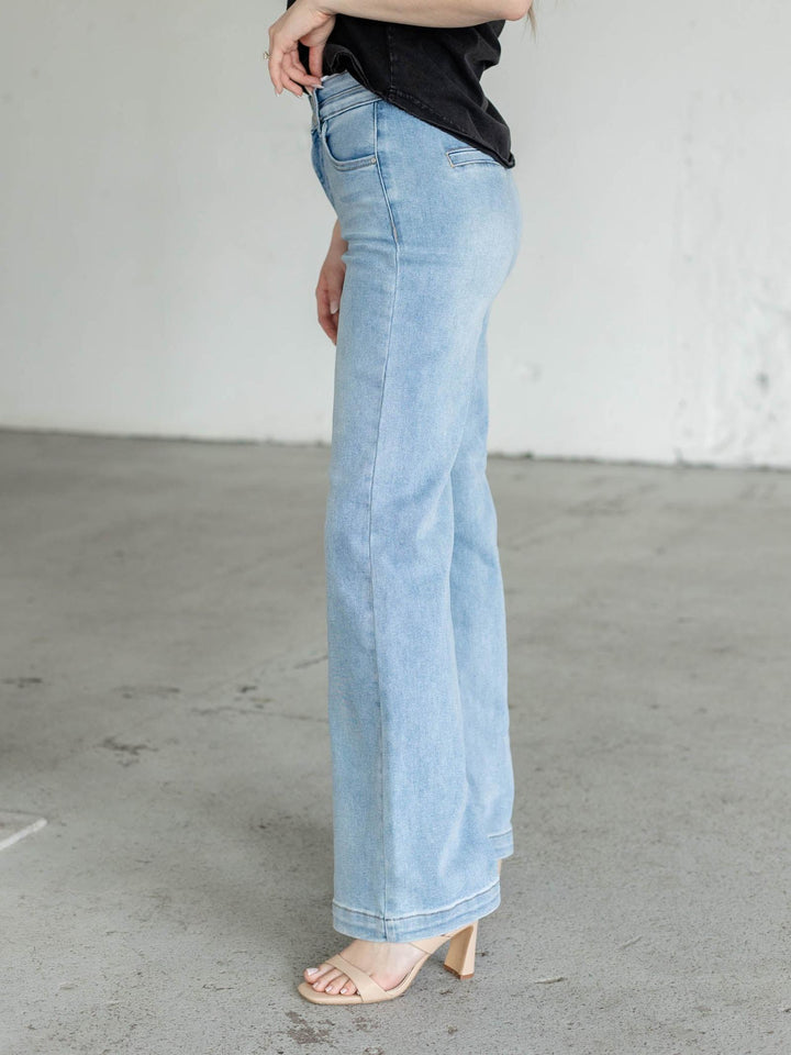 wide leg light wash jeans
