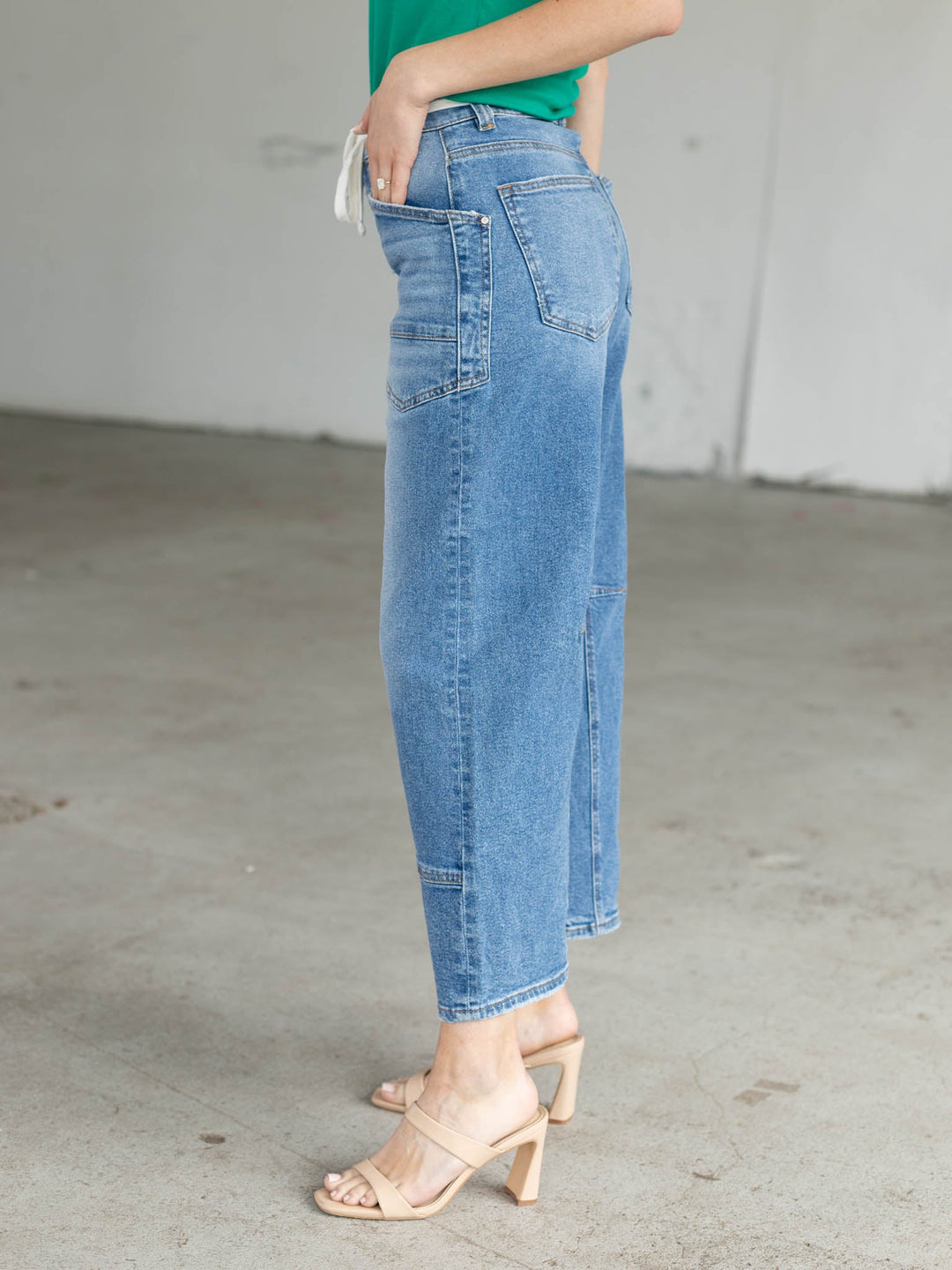 slouchy barrel jean