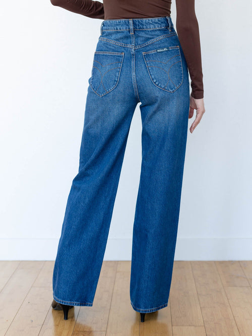 medium wash contrast stitch high rise straight denim