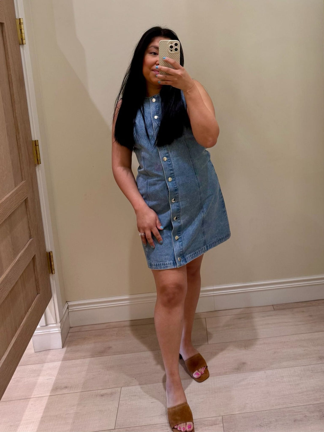 Round Neck Sleeveless Button Up Denim Mini Dress