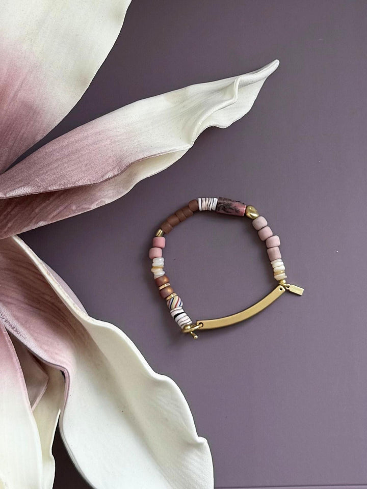 mauve beaded bracelet