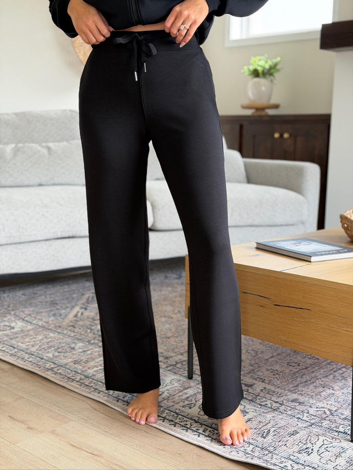 SPANX The AirEssentials Straight Leg Pant