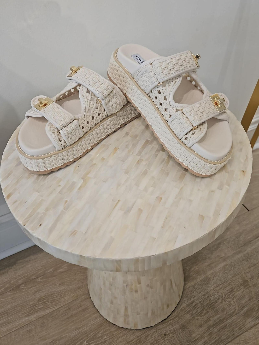 cream crochet double buckle slide