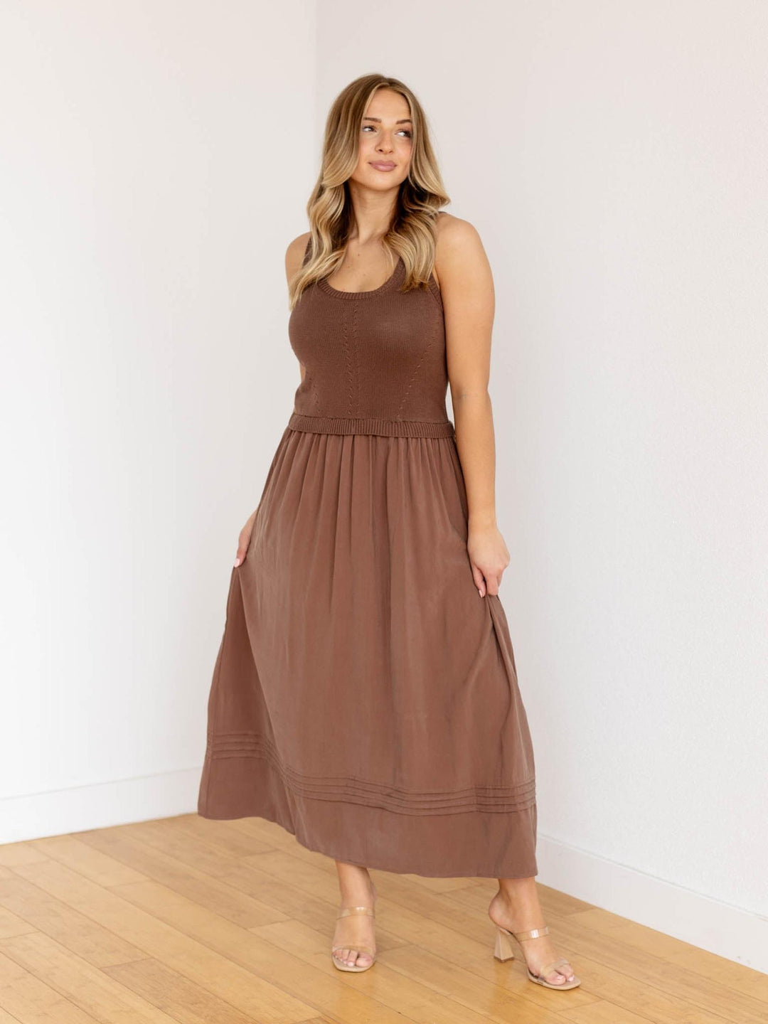 brown contrast midi dress
