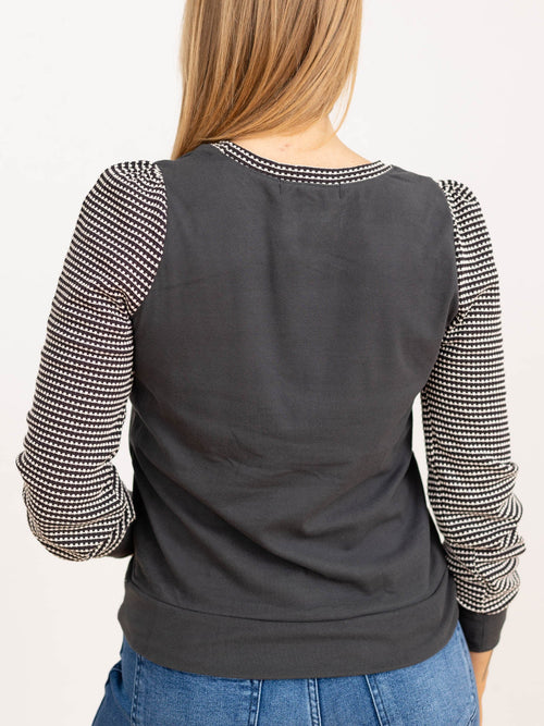 contrast puff sleeve brushed top