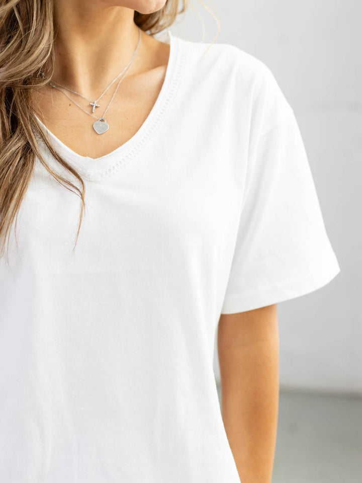 white basic v neck top