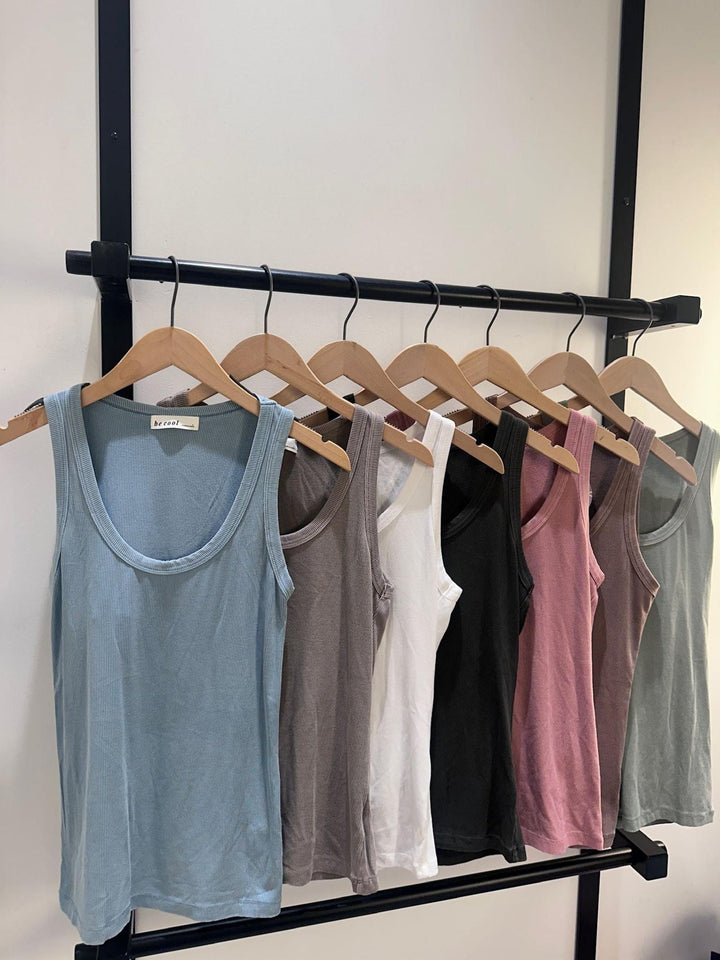 colored ribbed tank top
