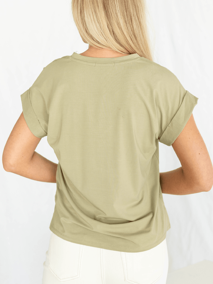 short rolled sleeve basic tshirt