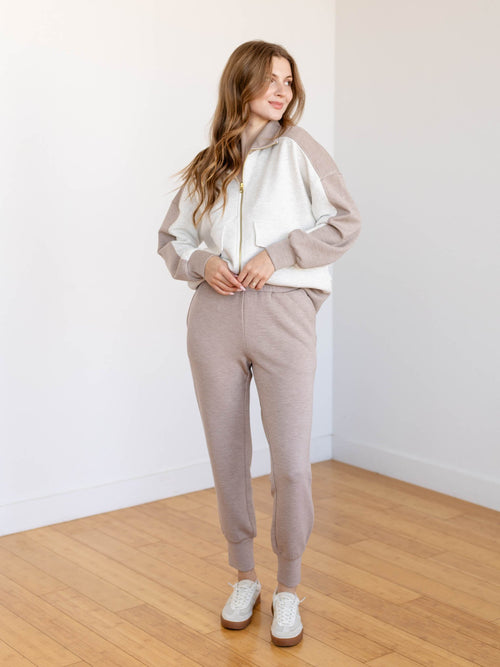 neutral jogger pant
