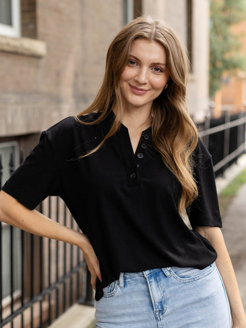 black ribbed short sleeve top