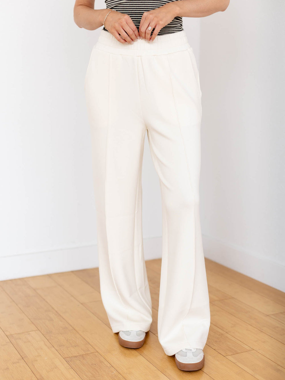wide leg athleisure pant