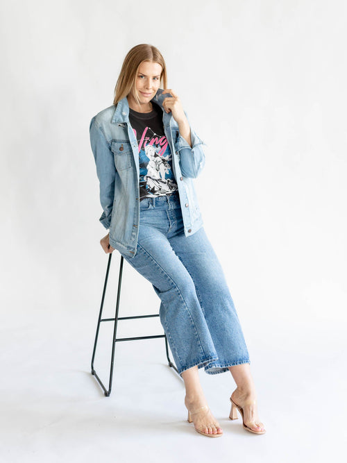 washed virgo astrology tee