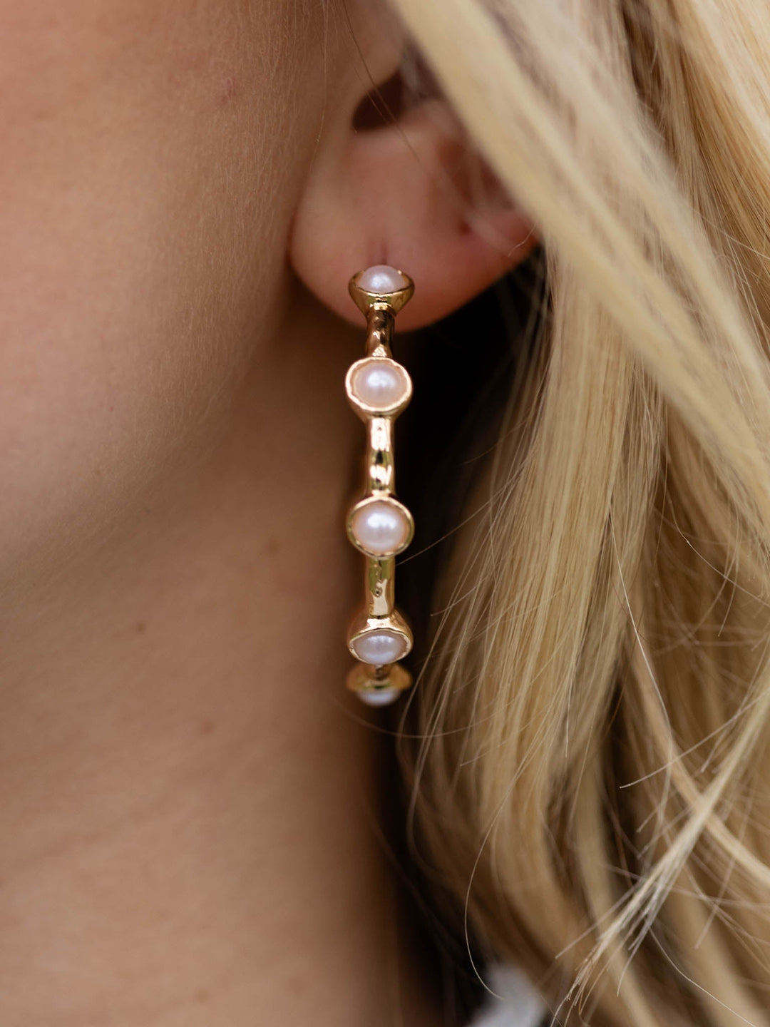 Water Resistant Hammered Pearl Hoop