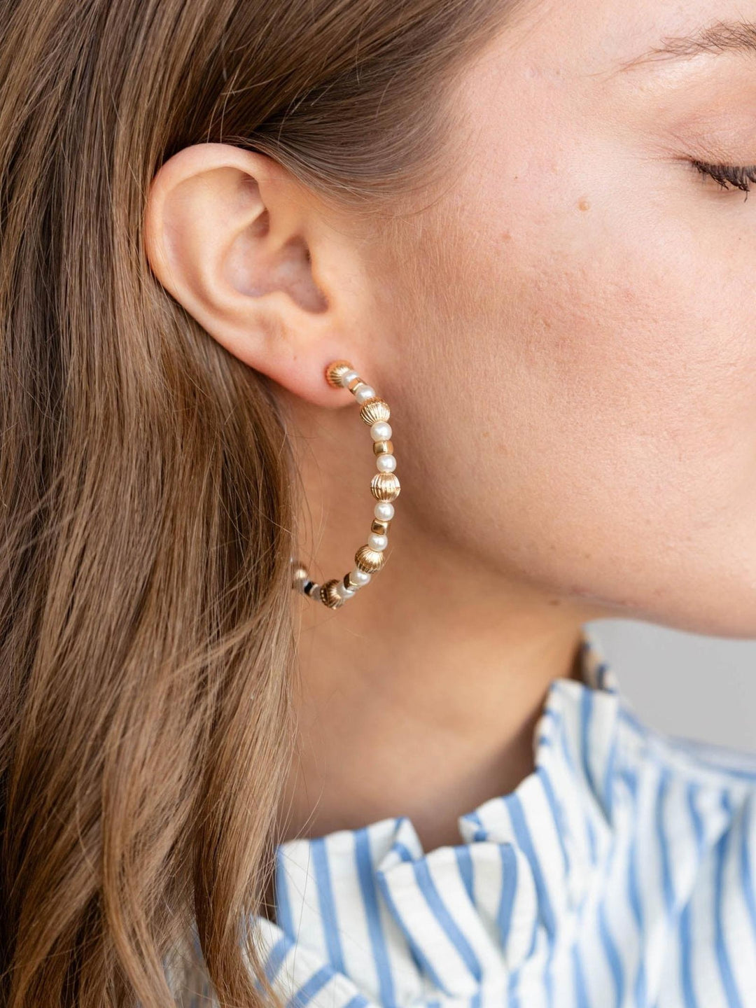 gold and cream bead hoop earrings