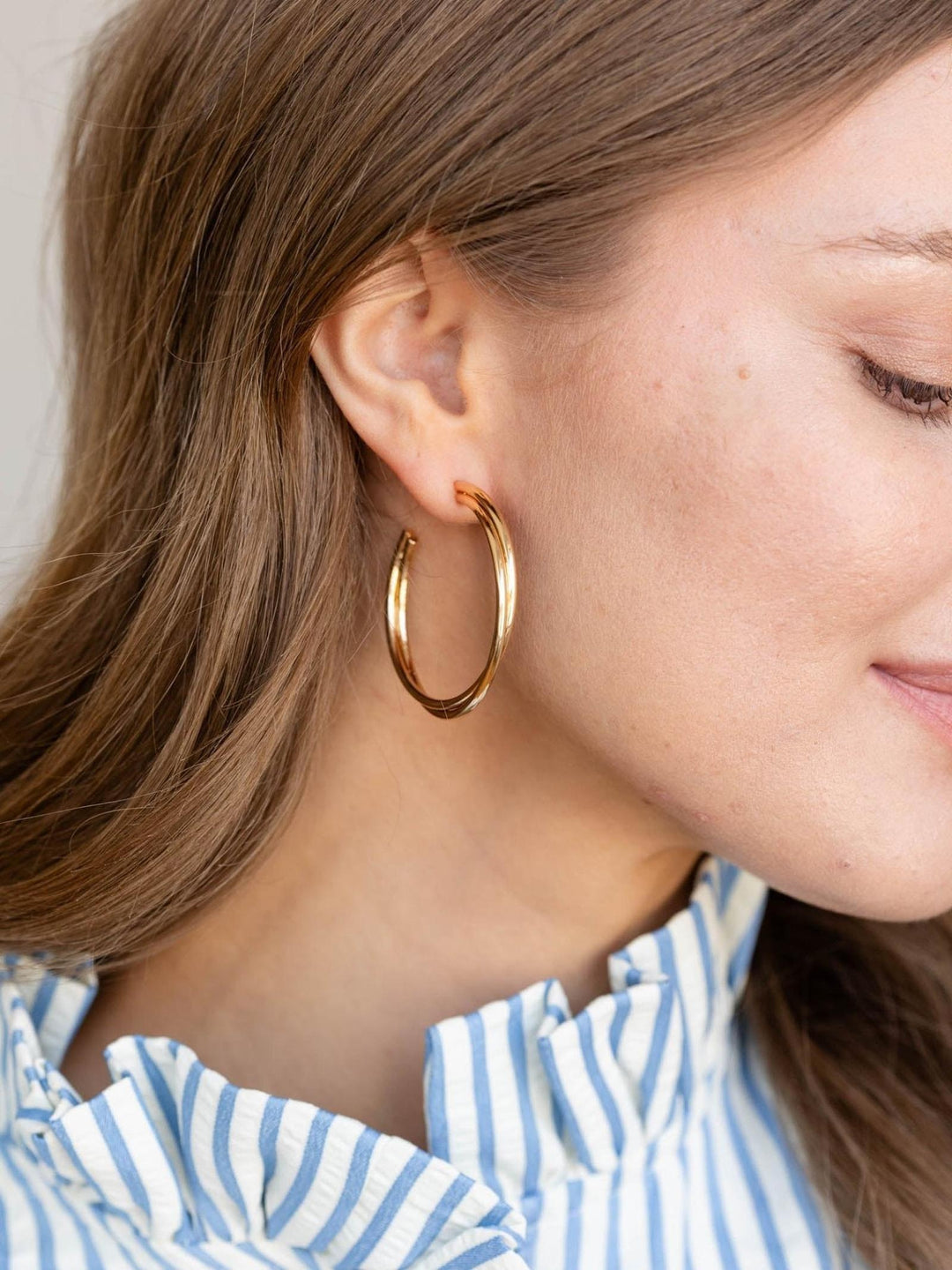 gold twist hoops