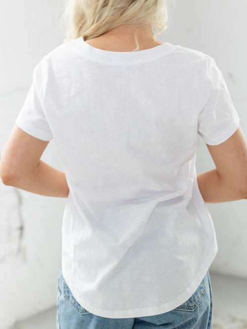 white front seam vneck tee