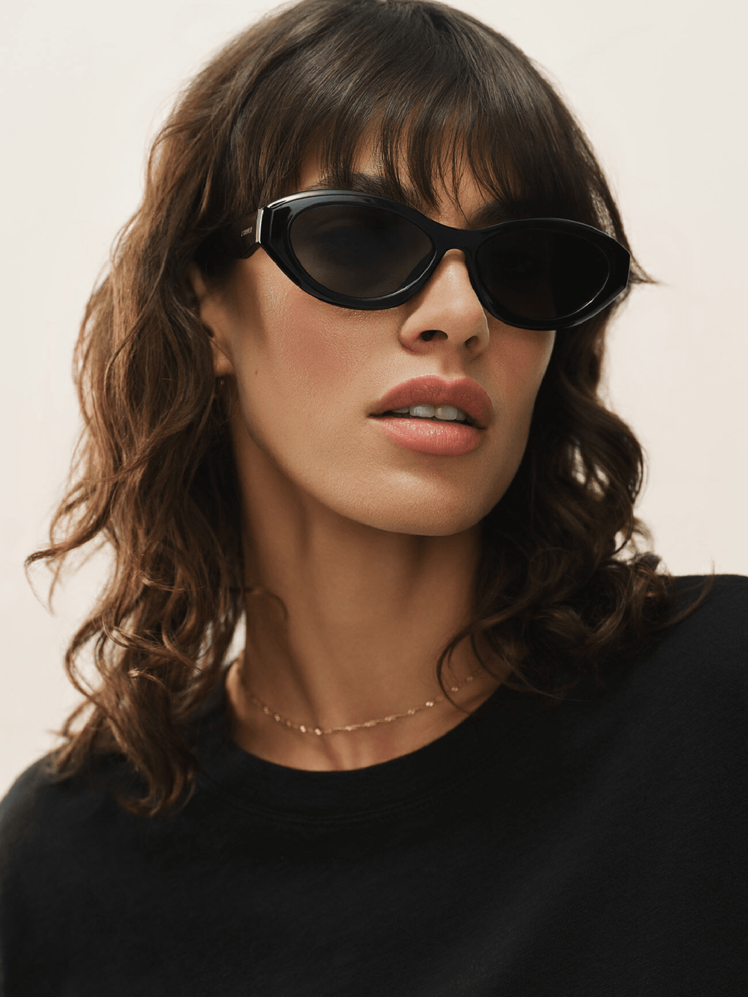 black sunglasses 