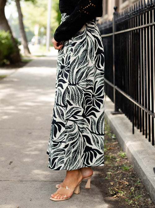 black and cream leaf print skirt