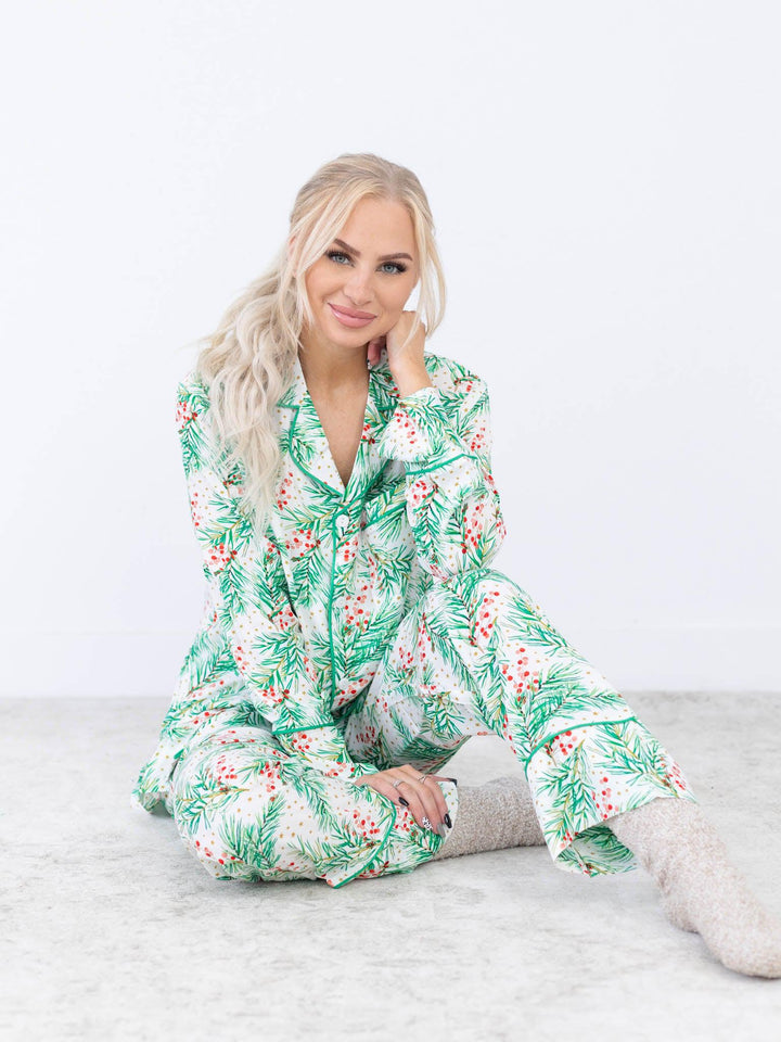 Love Bug Apparel-Christmas Holly Pajamas - Leela and Lavender