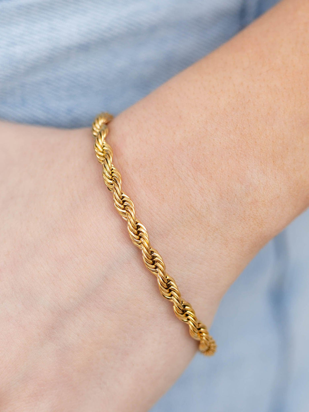 Admiral Row-Gold Rope Chain Bracelet - Leela and Lavender