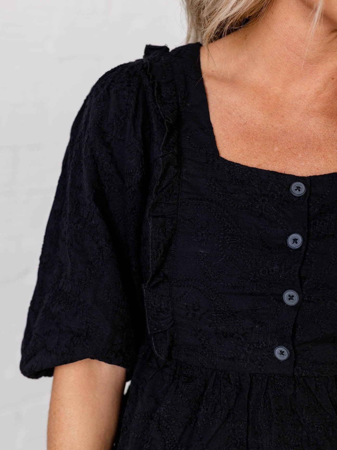 puff sleeve textured top