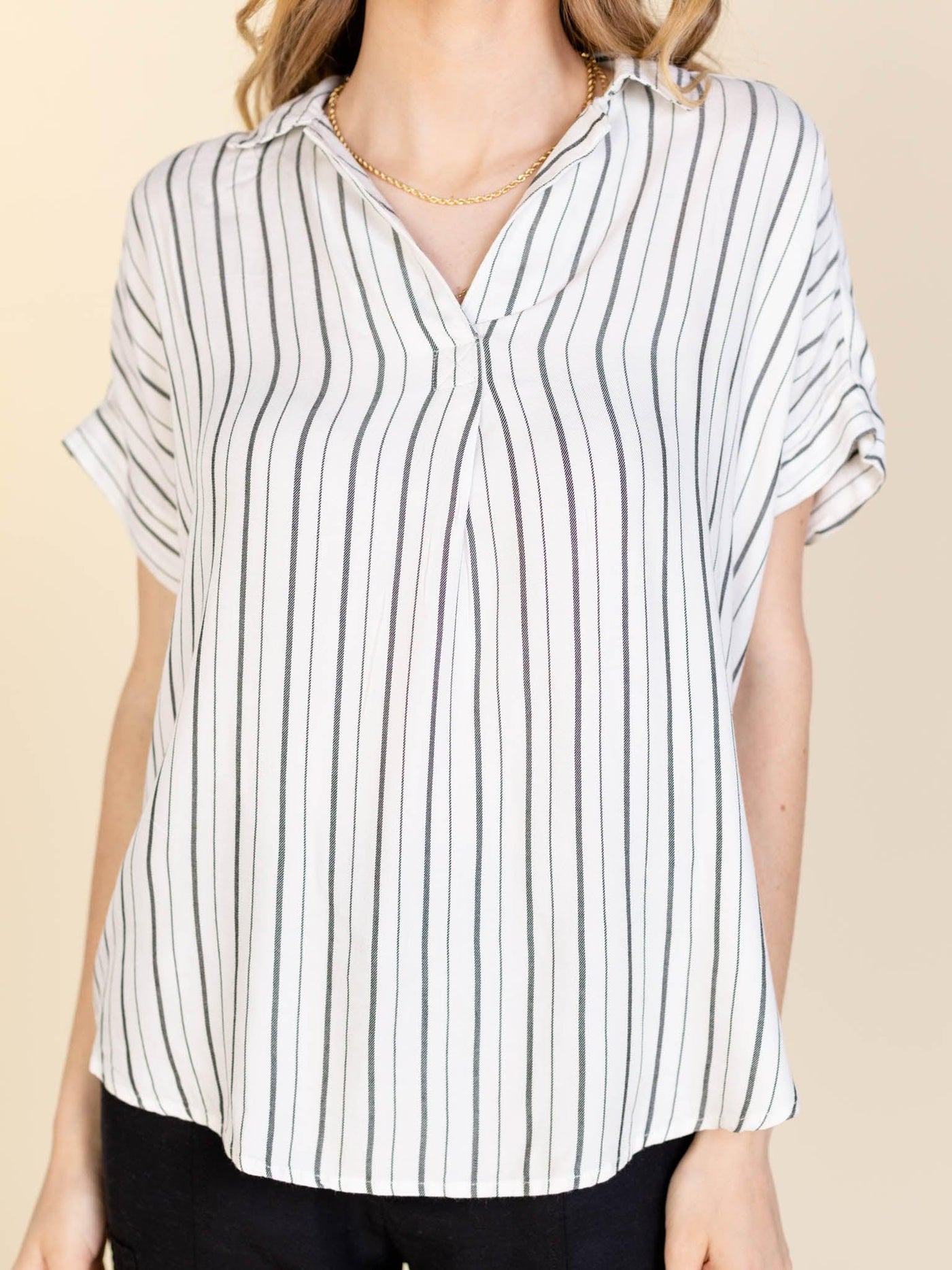 collared short sleeve blouse