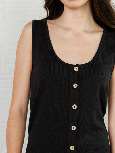 sleeveless button down vest