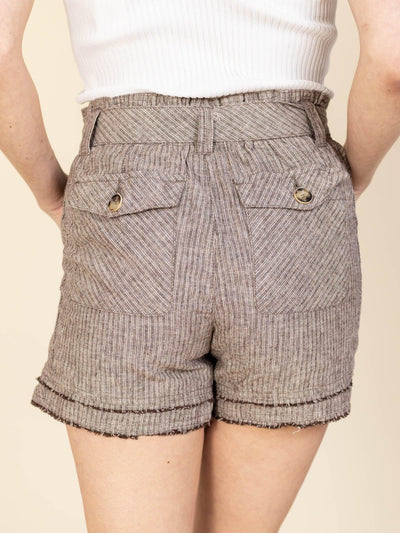 button back printed shorst