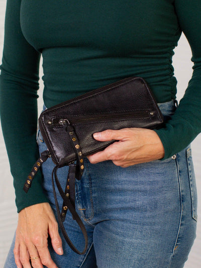 zip around wallet