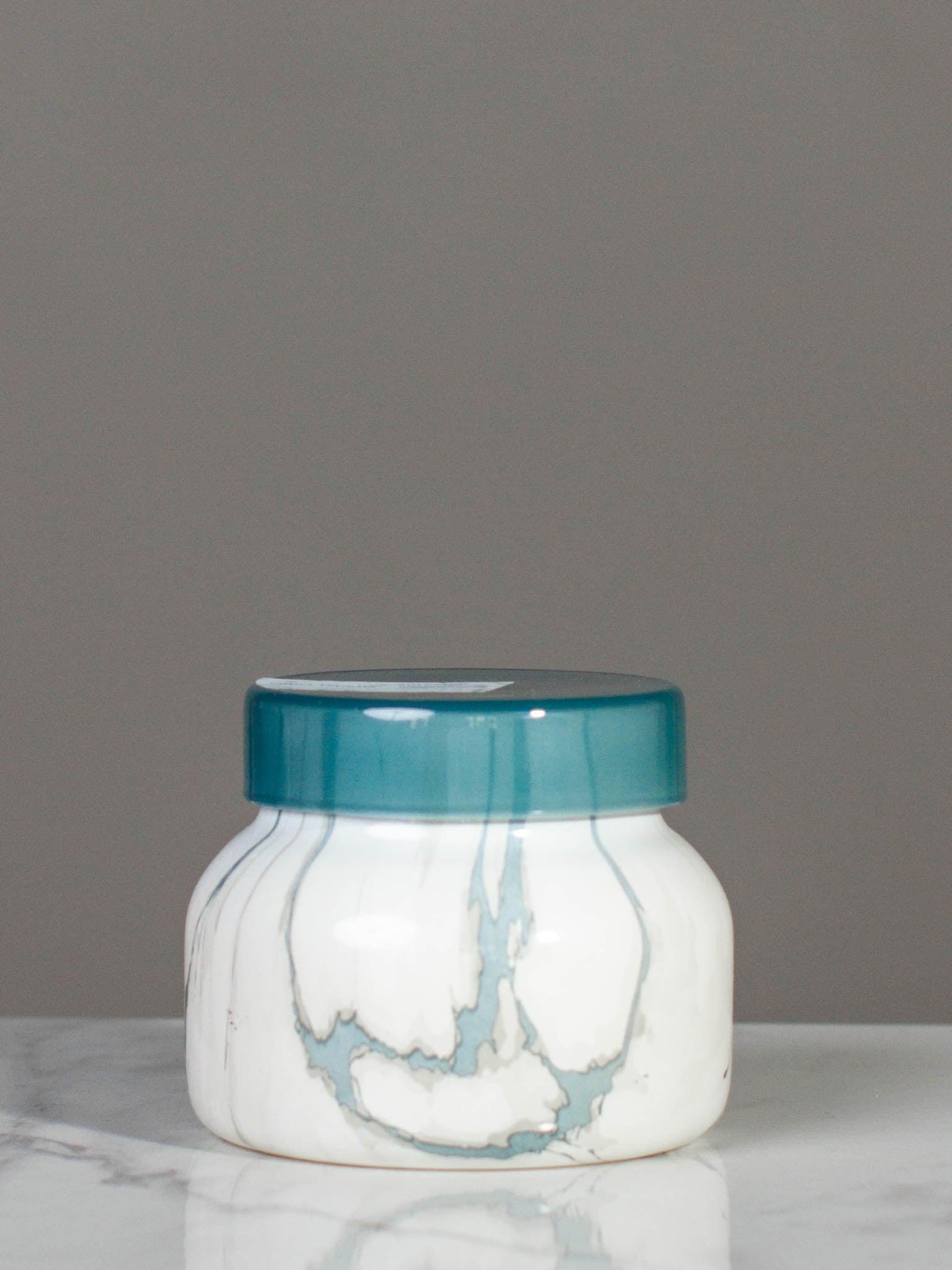 marble candle