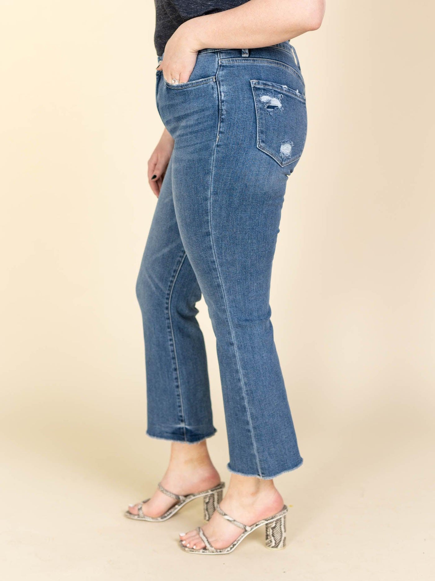 fray hem ankle denim