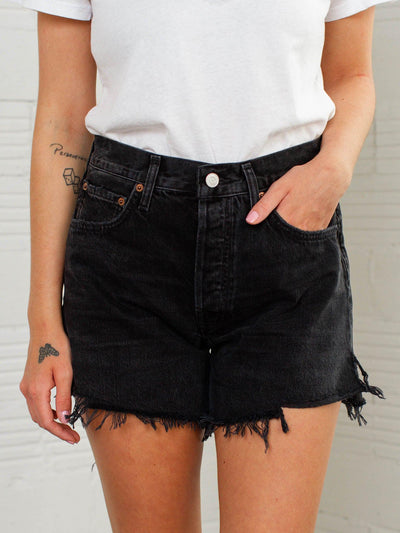 black fray hem denim shorts