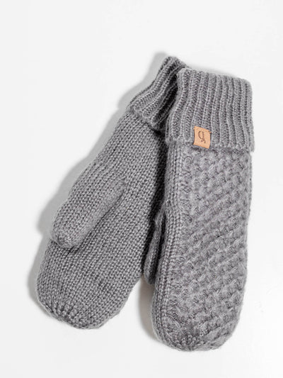 cable knit mitten