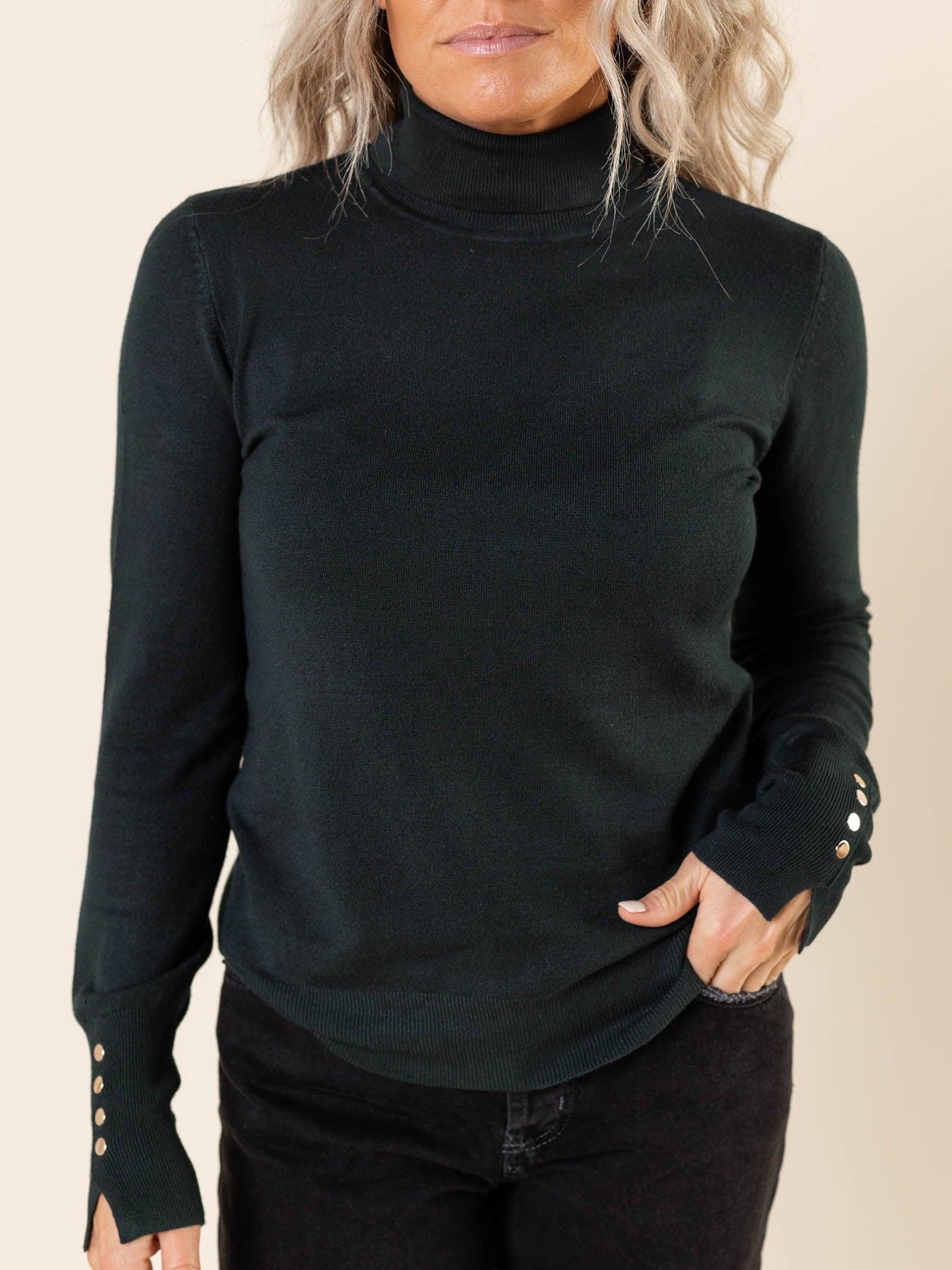 button cuff turtleneck