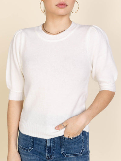 white puff sleeve short sleeve top