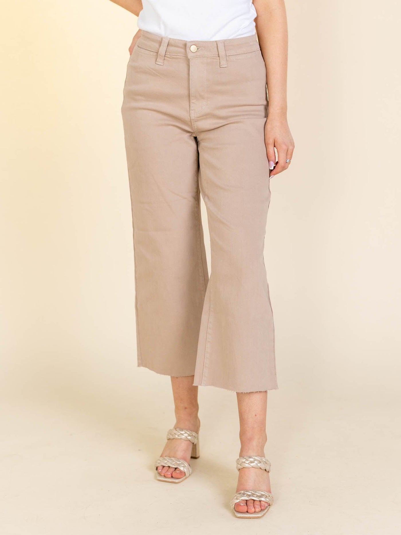 khaki crop