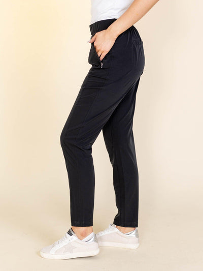 pull on athleisure pant