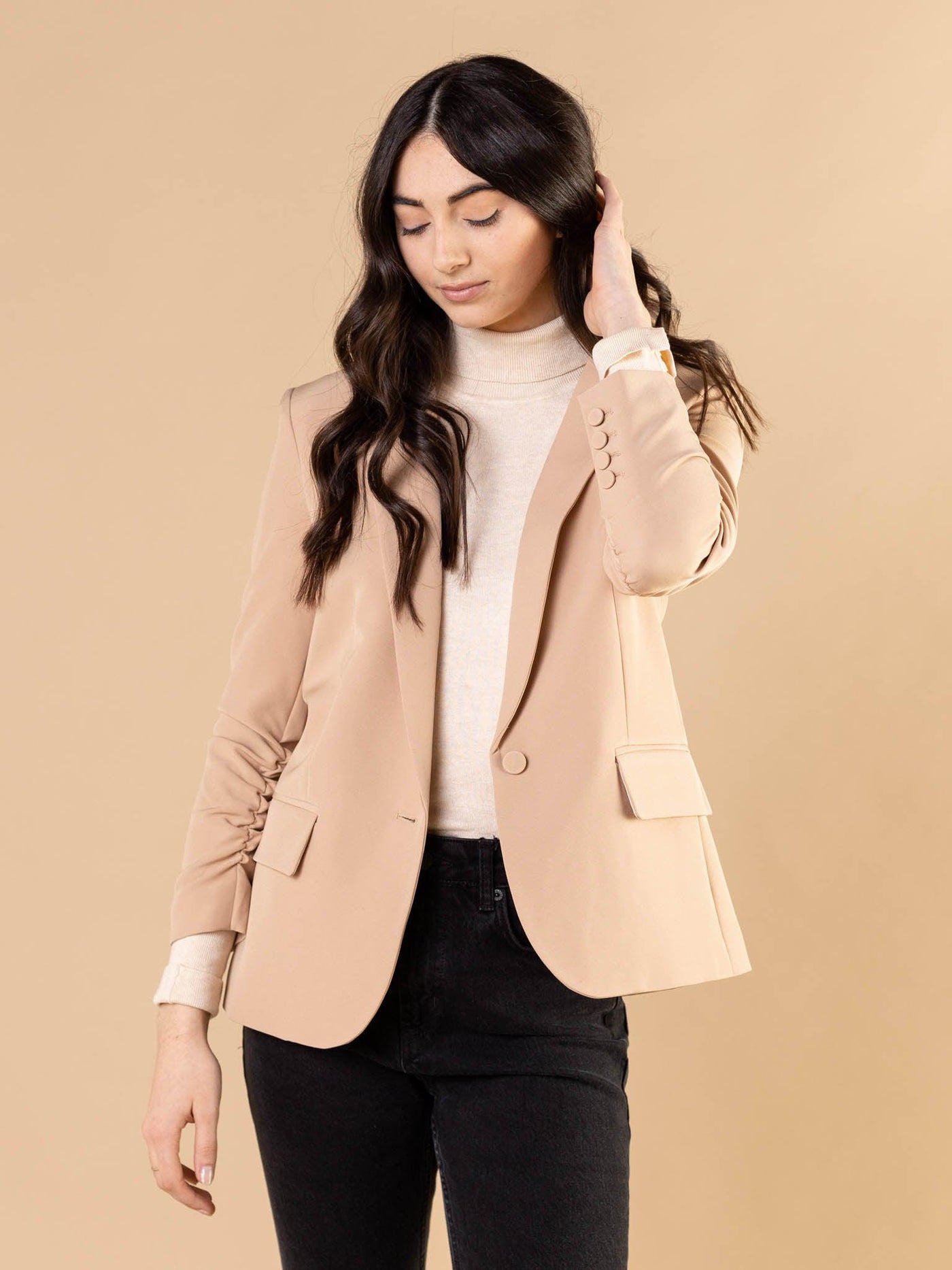 button cuff blazer