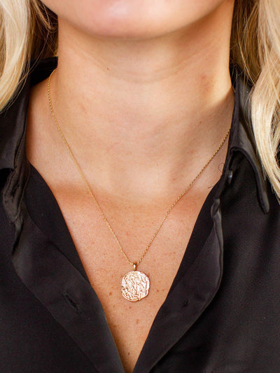textured pendant