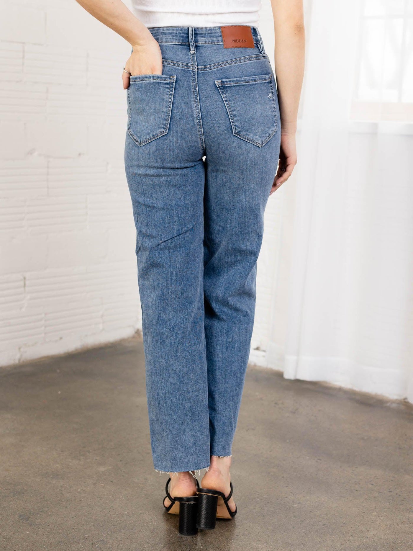 hidden tracey clean straight denim