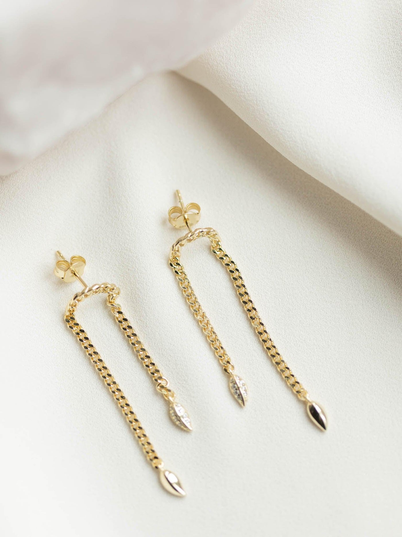 dangle leaf earrings