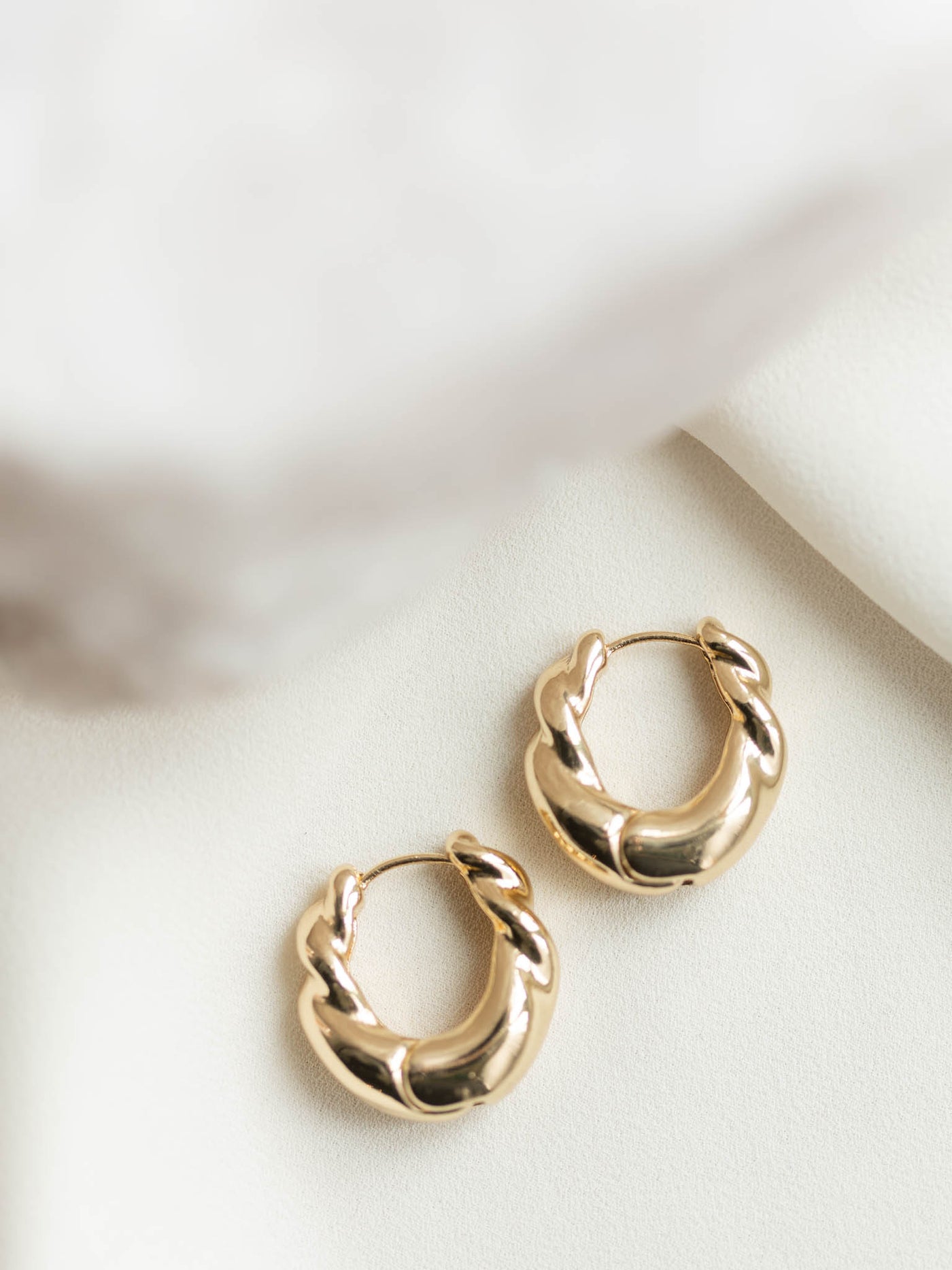 textured twist earrings