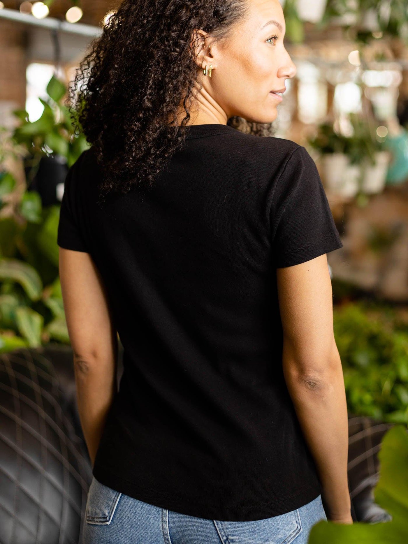 ribbed black shirt