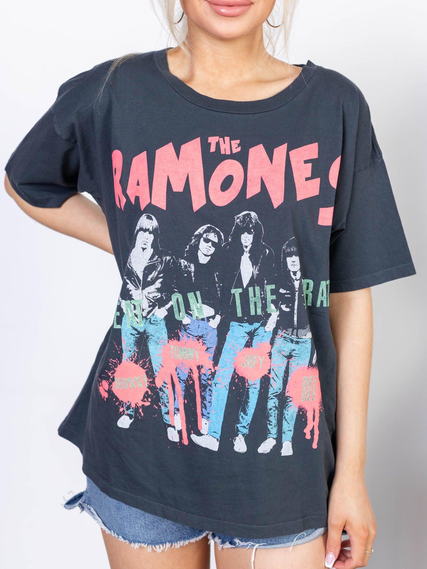 daydreamer graphic tee